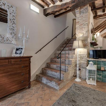 Torre Camaldoli B&B - Borgo Capitano Collection - Albergo Diffuso San Quirico d'Orcia Luaran gambar